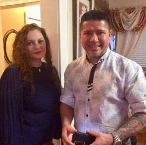 Meet your Posher, Max